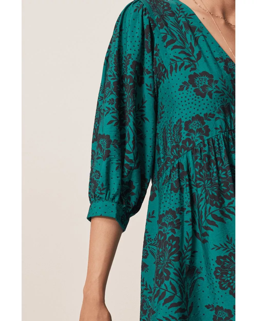Robe Gwen