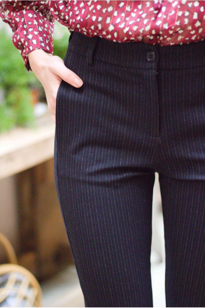 Pantalon noir à rayures